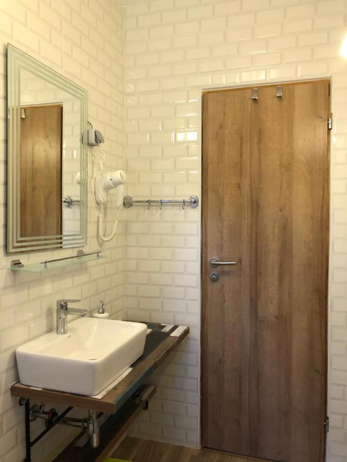 Guesthouse D&D Licko Petrovo Selo Экстерьер фото